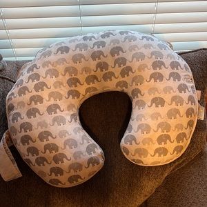 Boppy pillow
